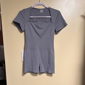 Elegant Gray Short Sleeve Shapewear Bodysuit